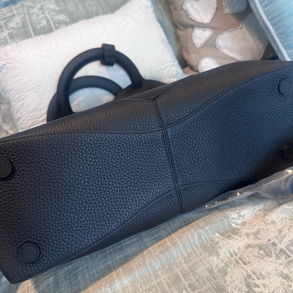 Tiffany & Co. large black Heart Bag - Picture 3 of 4